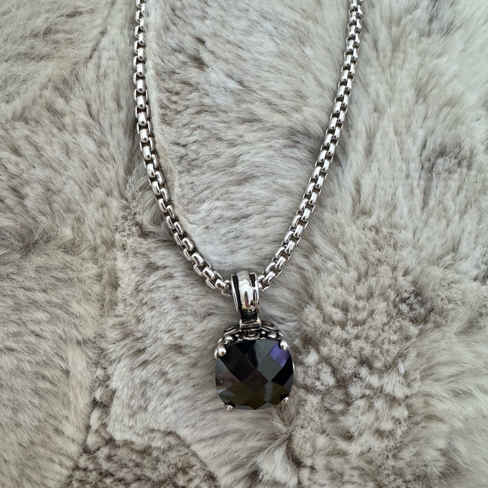 Gorgeous Silver Statement Necklace with Black Stone